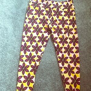 Lularoe TC leggings Brand New